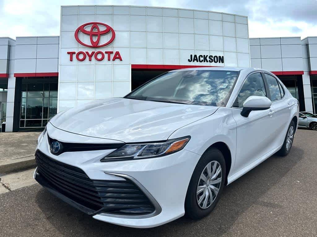 2024 Toyota Camry Hybrid LE — Sedan — 10,097 mi — Jackson, MS