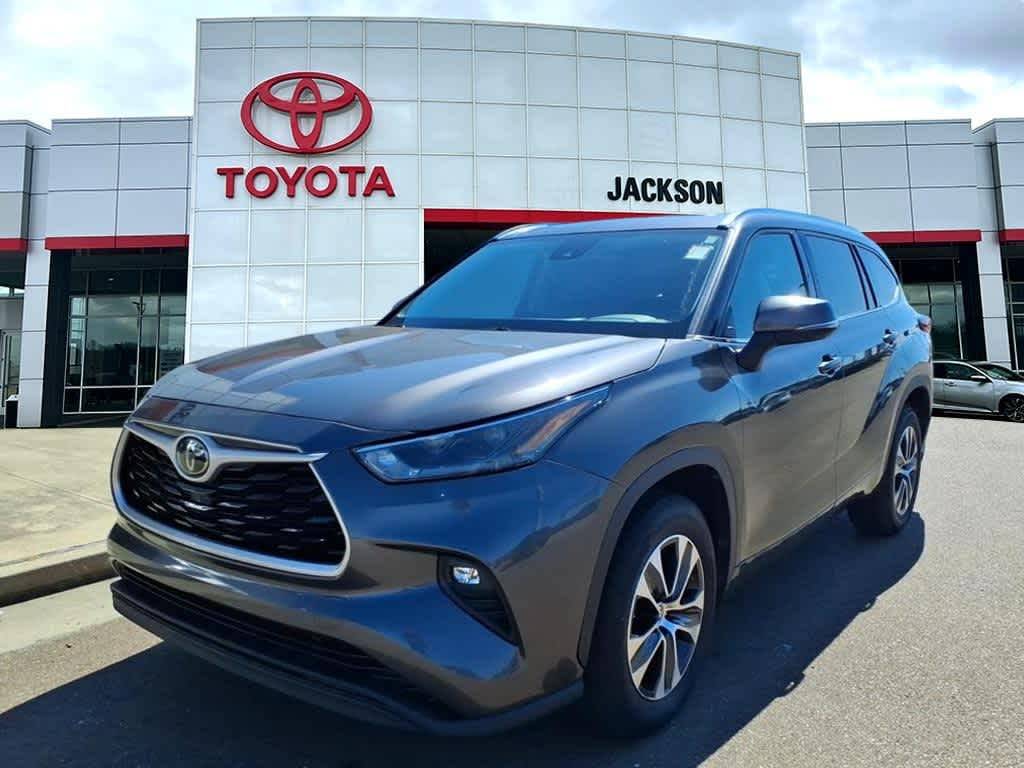 2021 Toyota Highlander XLE — SUV — 98,312 mi — Jackson, MS