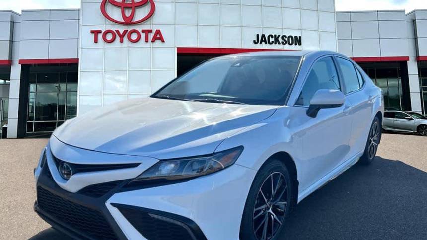2023 Toyota Camry SE — Sedan — 55,666 mi — Jackson, MS