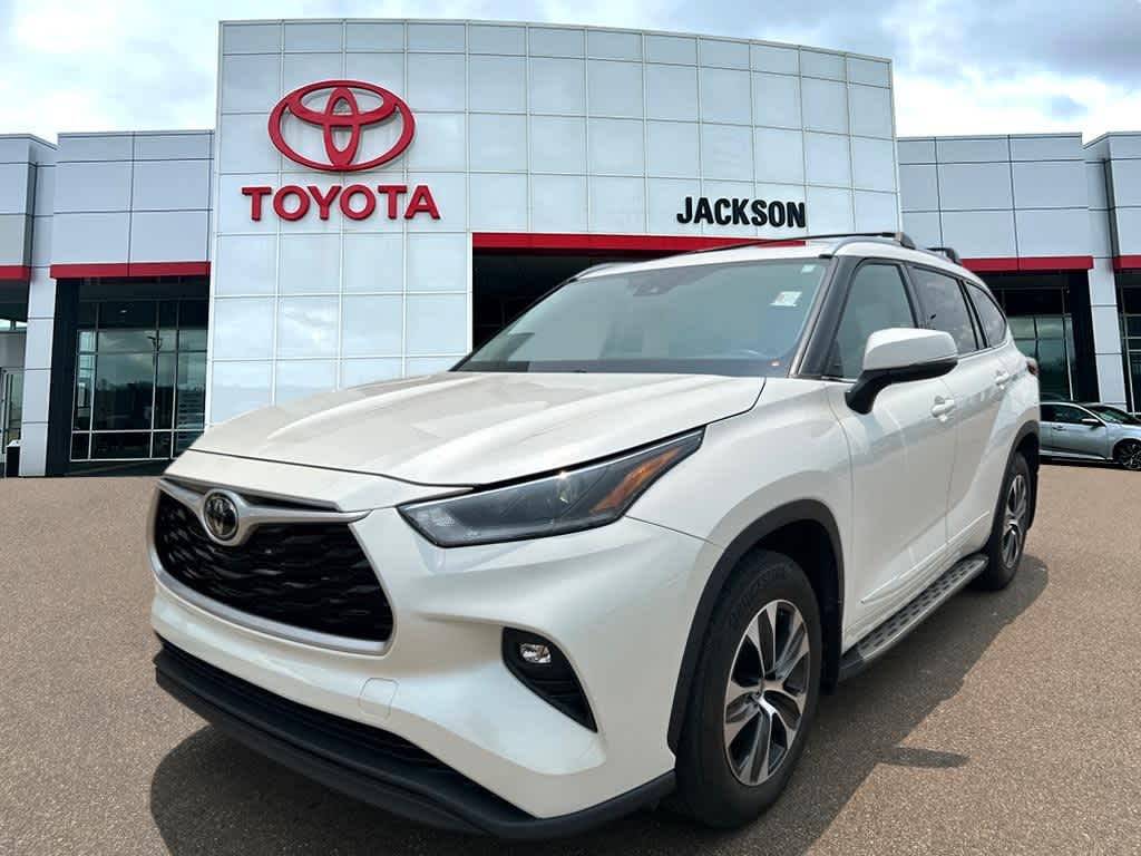 2021 Toyota Highlander XLE — SUV — 74,251 mi — Jackson, MS