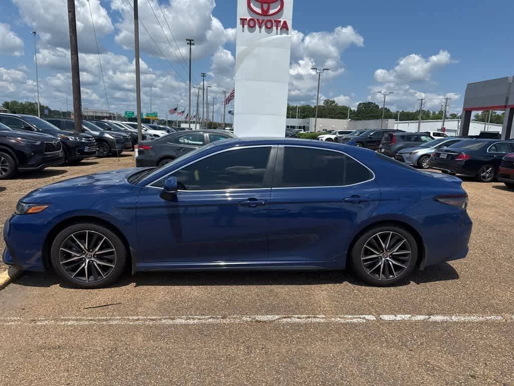 2024 Toyota Camry SE — Sedan — 70,853 mi — Jackson, MS