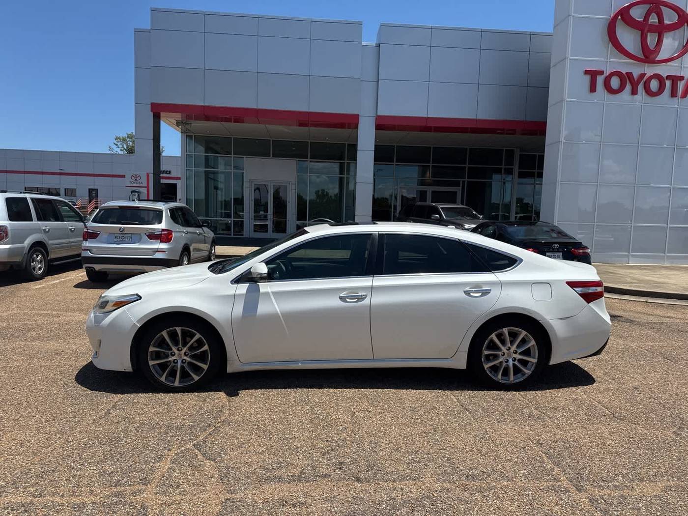 2013 Toyota Avalon XLE Touring — Sedan — 225,261 mi — Jackson, MS