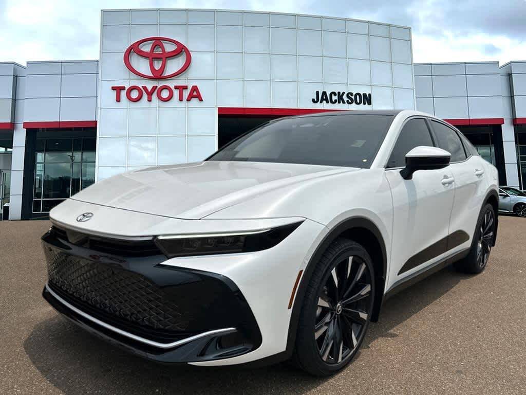 2025 Toyota Crown Platinum — Sedan — 2,178 mi — Jackson, MS