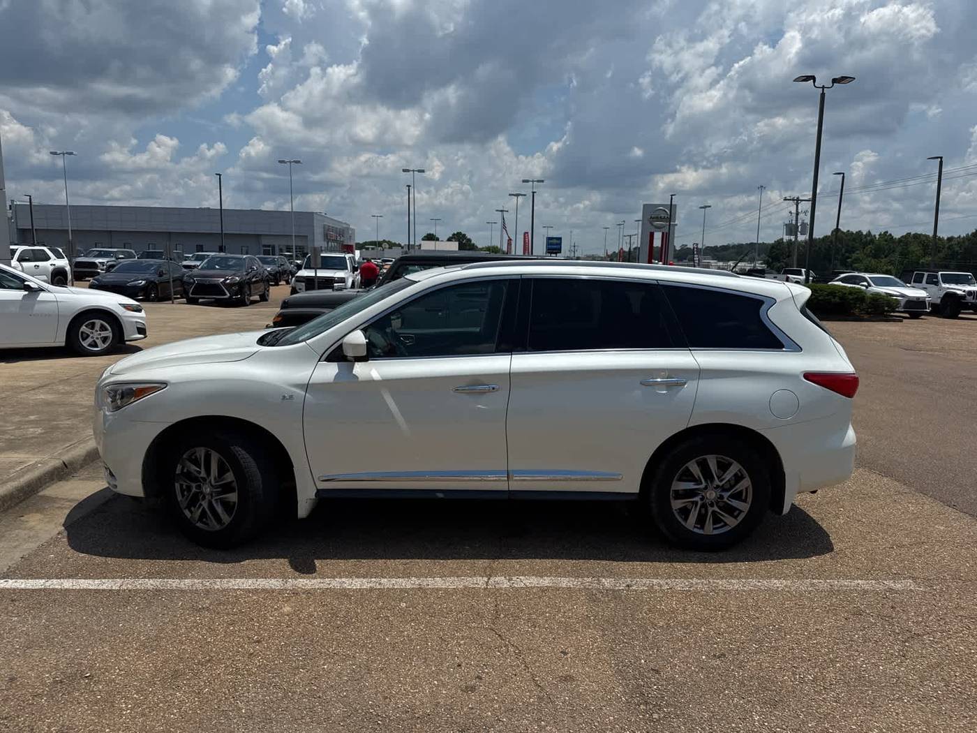 2015 INFINITI QX60 3.5 — SUV — 150,966 mi — Jackson, MS