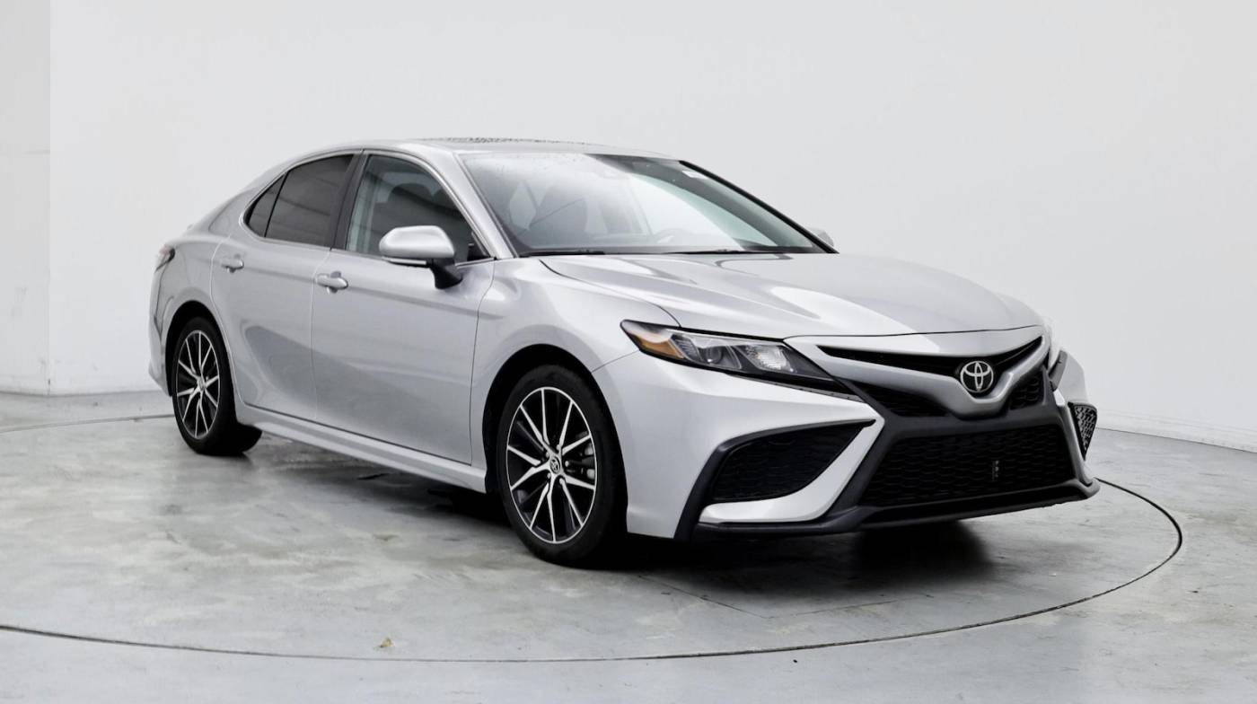 2023 Toyota Camry SE — Sedan — 9,096 mi — Bradenton, FL