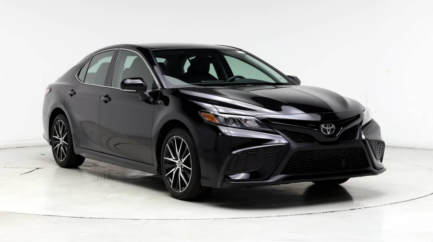 2022 Toyota Camry SE — Sedan — 25,426 mi — Bradenton, FL