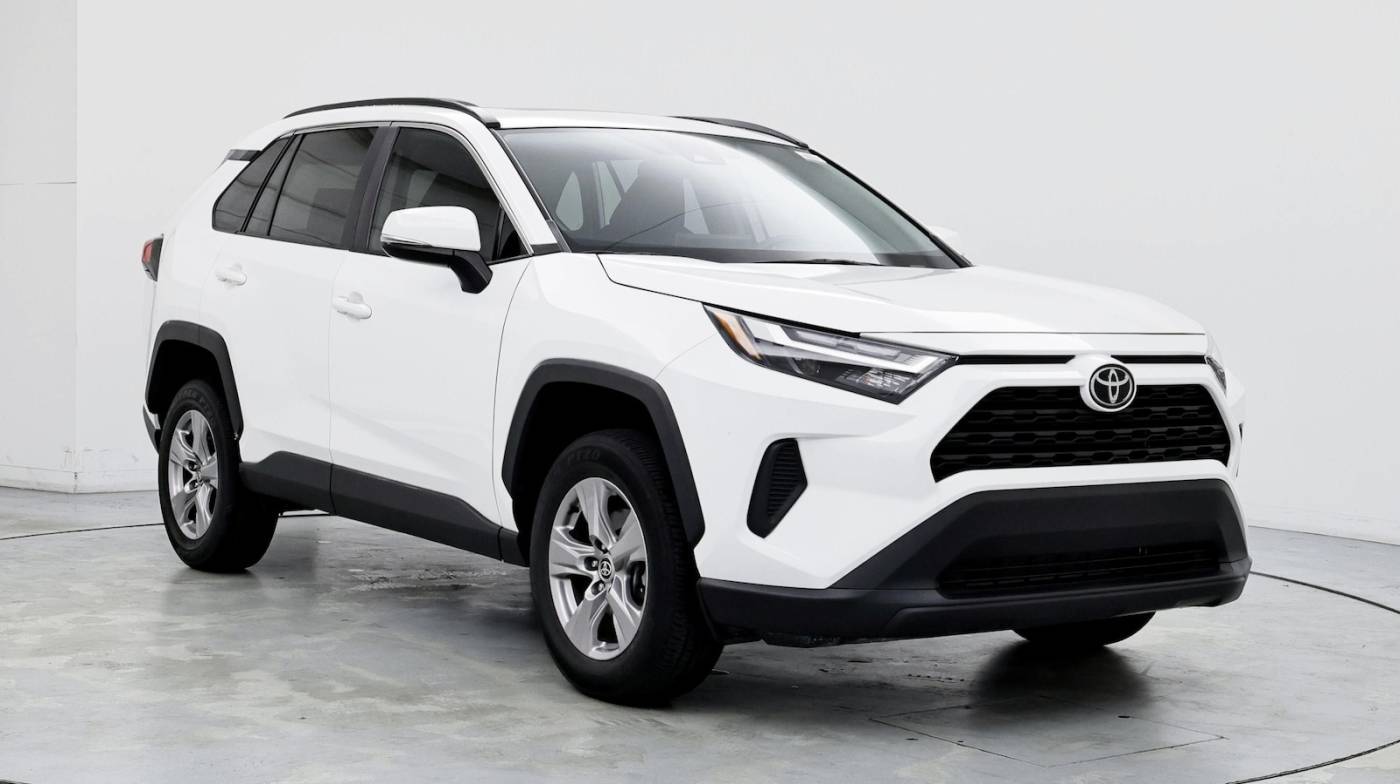 2023 Toyota RAV4 XLE — SUV — 13,955 mi — Bradenton, FL