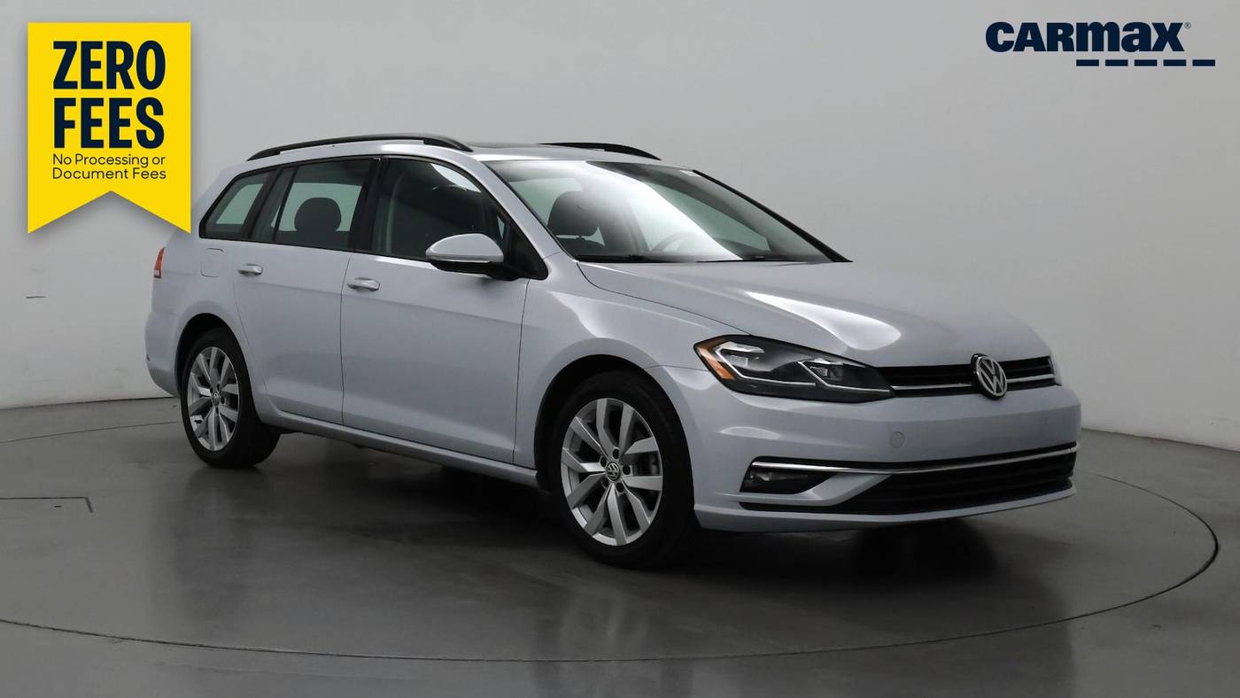 2019 Volkswagen Golf SE