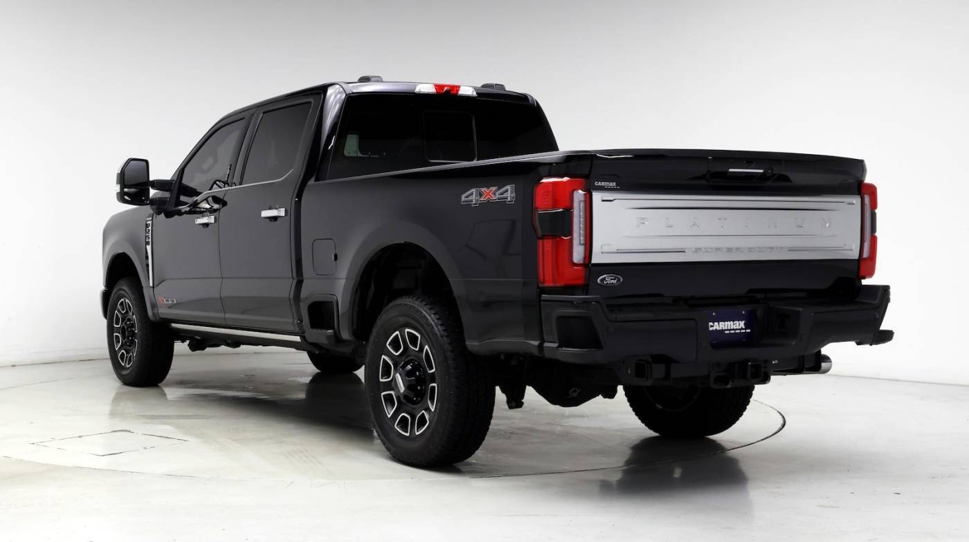 2024 Ford Super Duty F-250 Platinum — Pickup Truck — 7,728 mi — Bradenton, FL