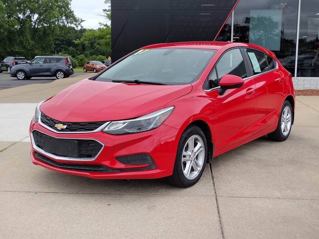 2017 Chevrolet Cruze LT — Hatchback — 110,450 mi — Grand Blanc, MI