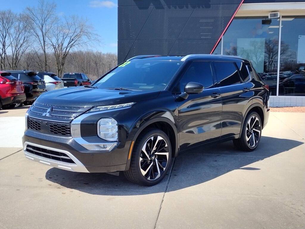 2022 Mitsubishi Outlander SEL — SUV — 53,743 mi — Grand Blanc, MI