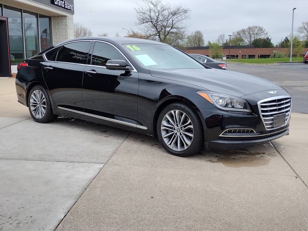 2016 Hyundai Genesis 3.8 — Sedan — 54,905 mi — Grand Blanc, MI