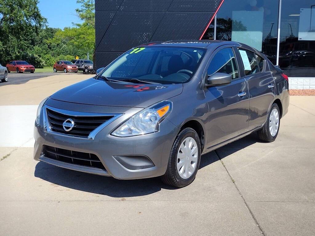 2017 Nissan Versa 1.6 SV — Sedan — 65,042 mi — Grand Blanc, MI