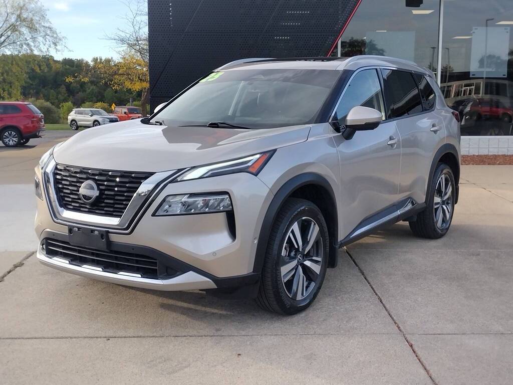 2023 Nissan Rogue Platinum — SUV — 13,981 mi — Grand Blanc, MI