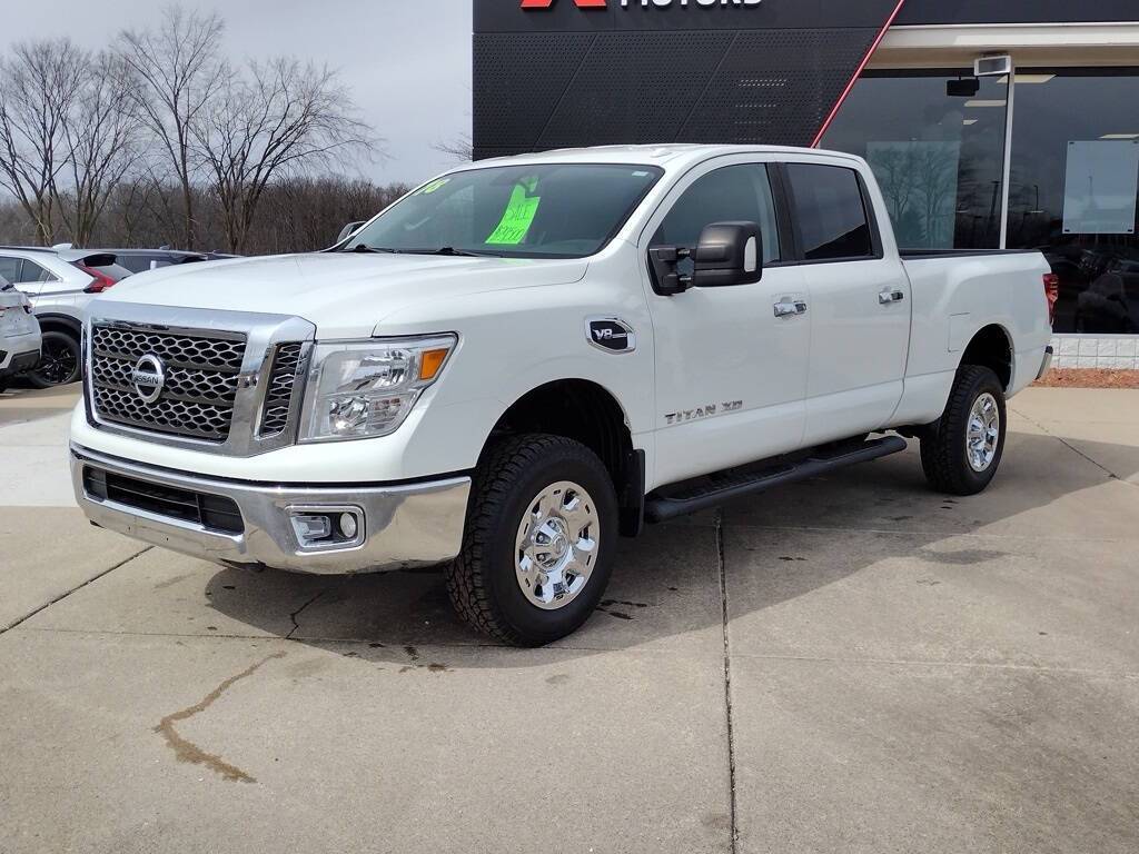 2018 Nissan Titan XD SV — Pickup Truck — 76,599 mi — Grand Blanc, MI