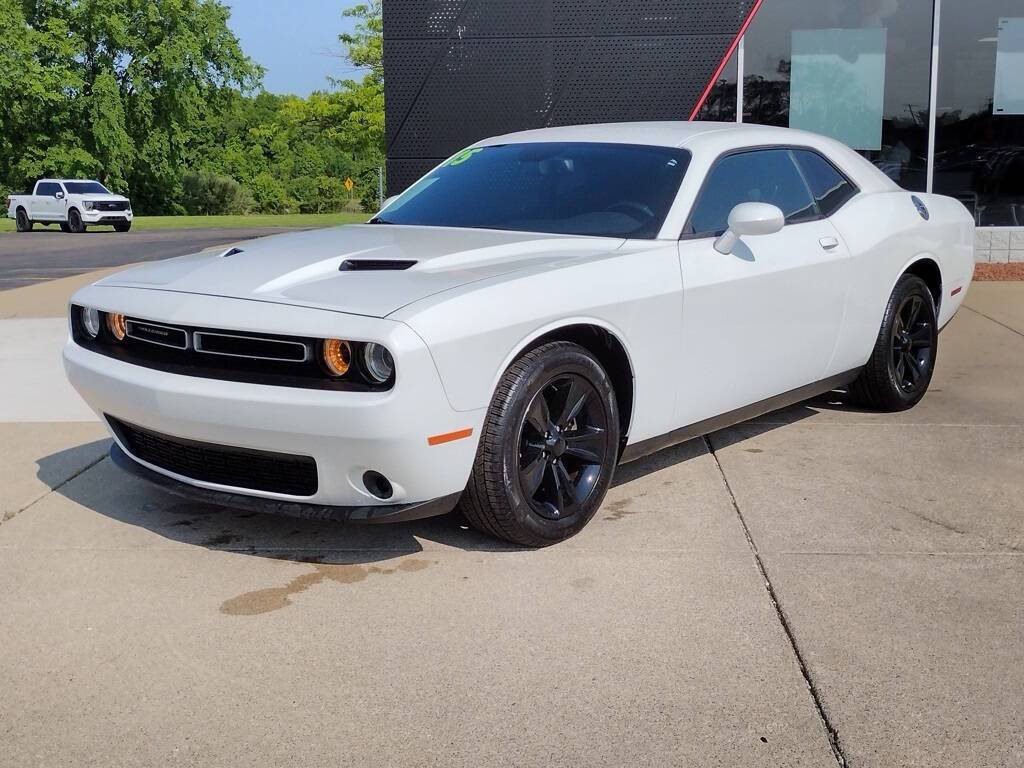 2015 Dodge Challenger SXT — Coupe — 99,813 mi — Grand Blanc, MI