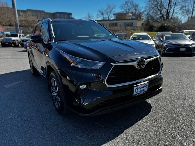 2022 Toyota Highlander XLE — SUV — 43,599 mi — Falls Church, VA