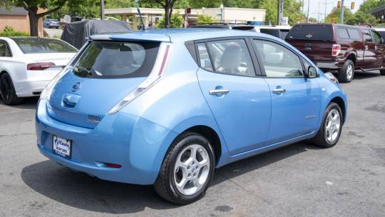 nissan leaf 2004