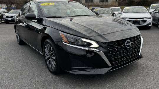 2024 Nissan Altima SV — Sedan — 25,491 mi — Falls Church, VA