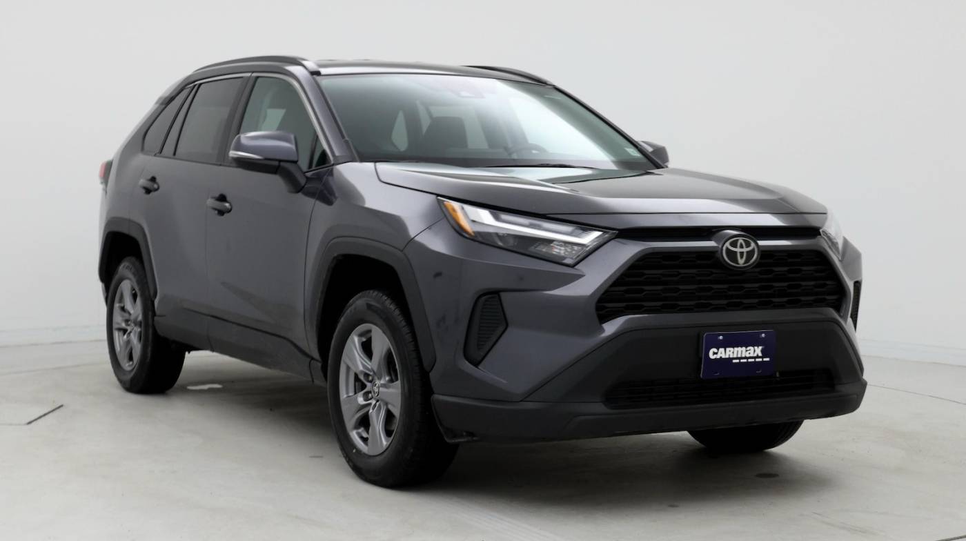2022 Toyota RAV4 XLE — SUV — 38,374 mi — Amherst, NY