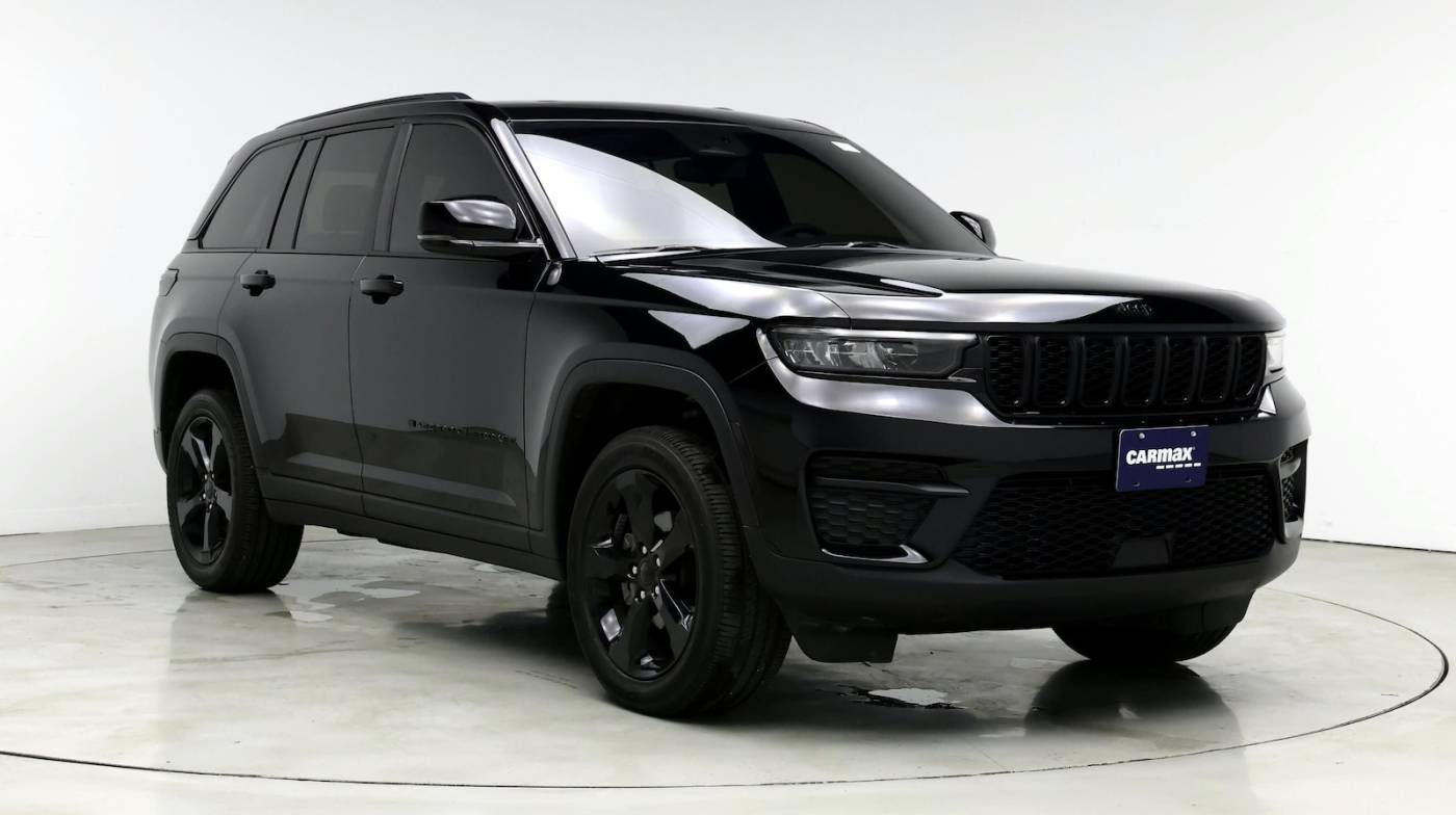 2023 Jeep Grand Cherokee Altitude — SUV — 8,162 mi — Amherst, NY