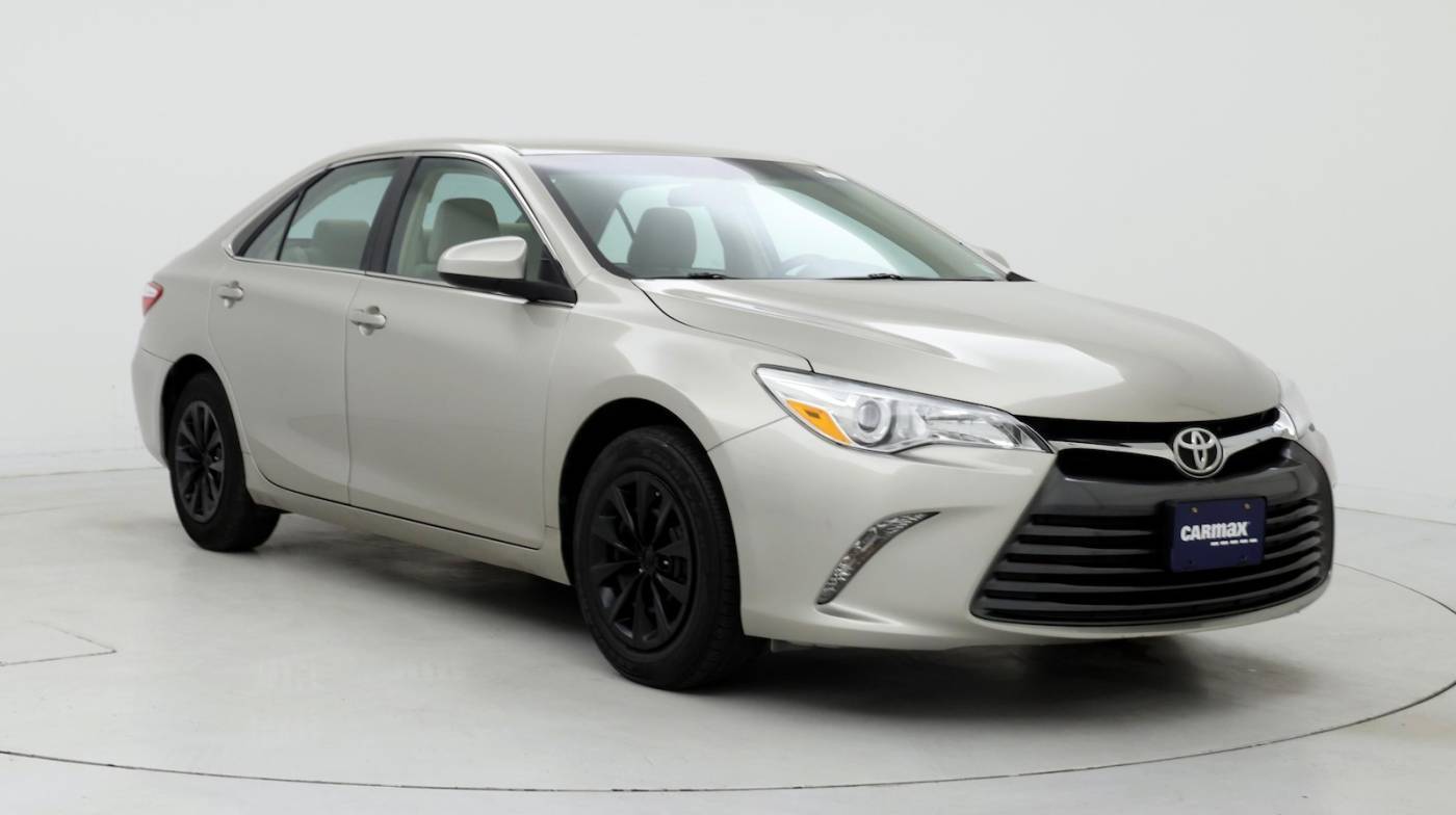 2016 Toyota Camry LE — Sedan — 93,487 mi — Amherst, NY