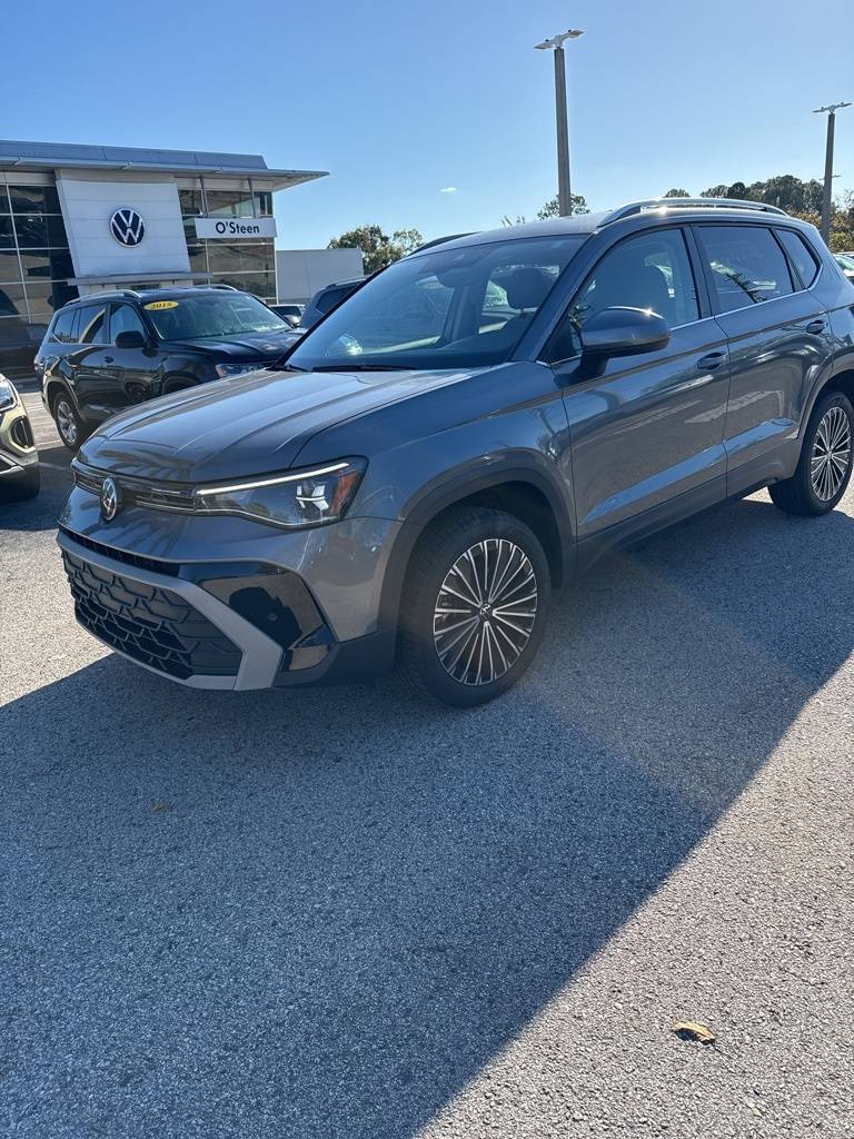 2025 Volkswagen Taos SE — SUV — 6,784 mi — Jacksonville, FL
