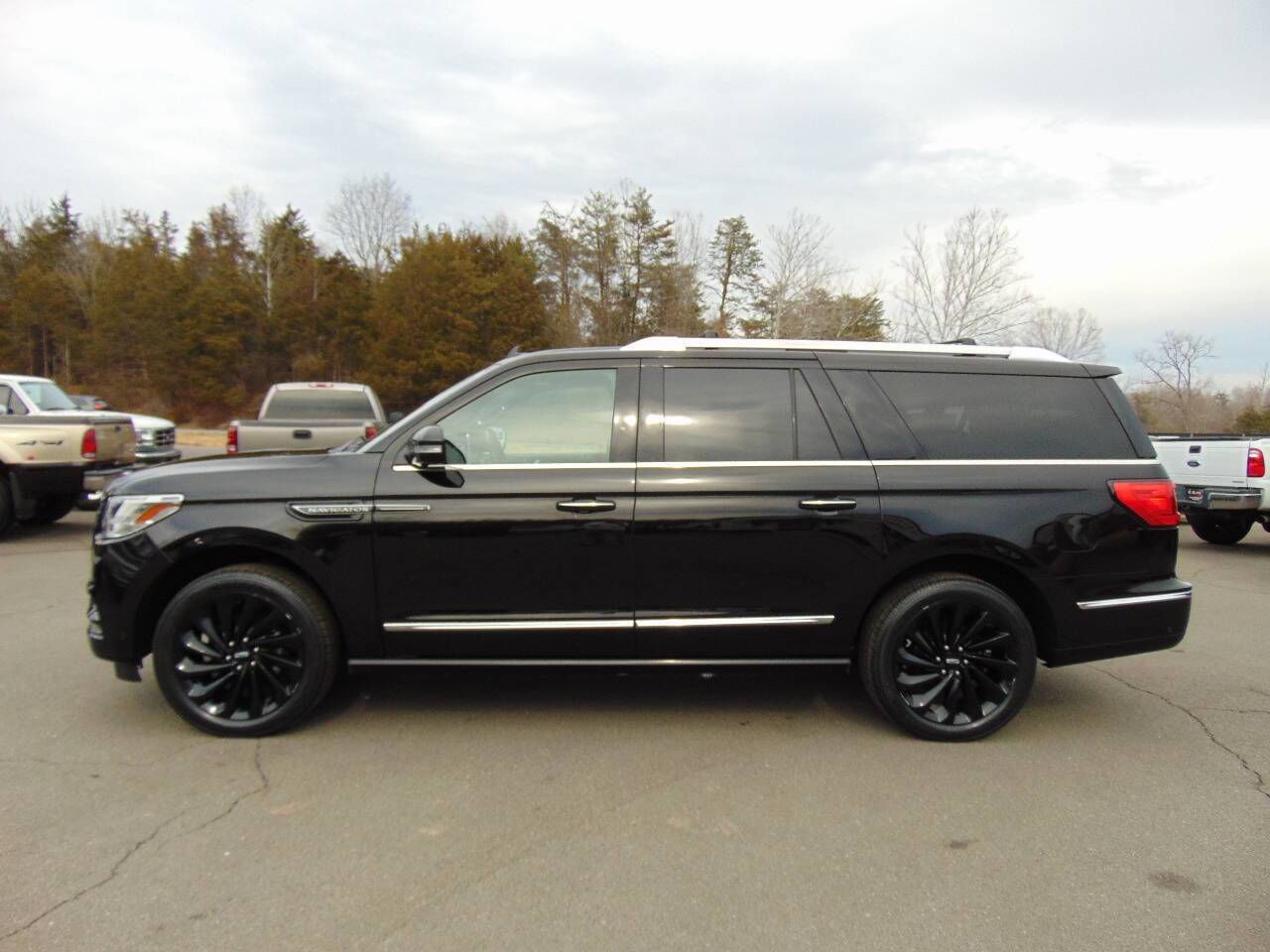 2020 Lincoln Navigator Reserve — SUV — 140,985 mi — Locust Grove, VA