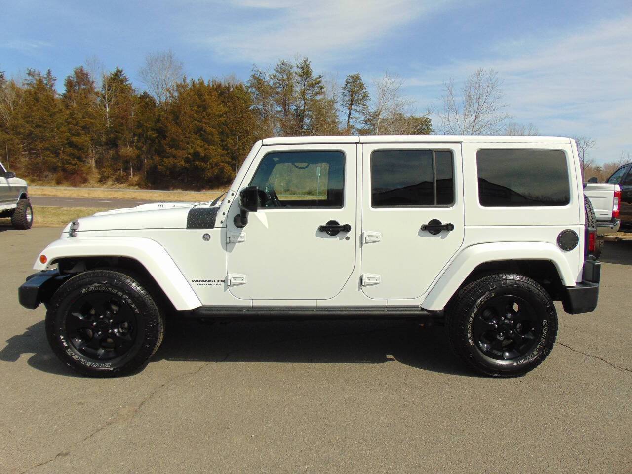 2015 Jeep Wrangler Altitude — SUV — 130,912 mi — Locust Grove, VA