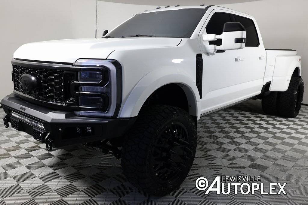2025 Ford Super Duty F-450 Platinum — Pickup Truck — 1,871 mi — Lewisville, TX