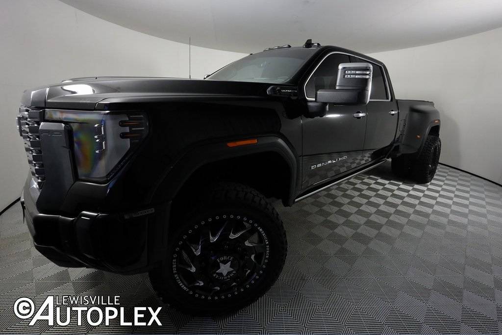2024 GMC Sierra 3500HD Denali Ultimate — Pickup Truck — 13,785 mi — Lewisville, TX