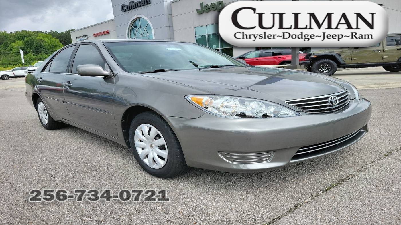2005 Toyota Camry LE — Sedan — 114,670 mi — Cullman, AL