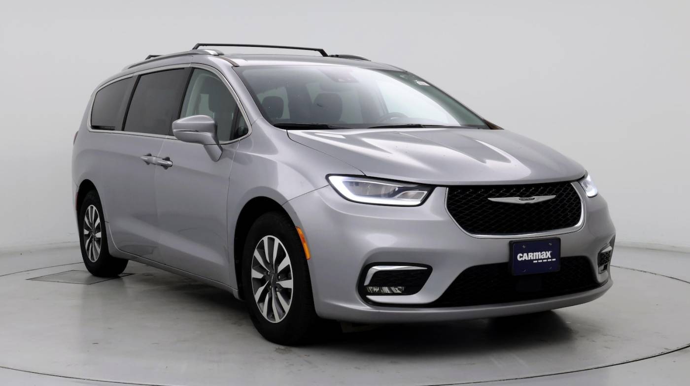 2021 Chrysler Pacifica Touring L — Minivan — 38,616 mi — Canoga Park, CA