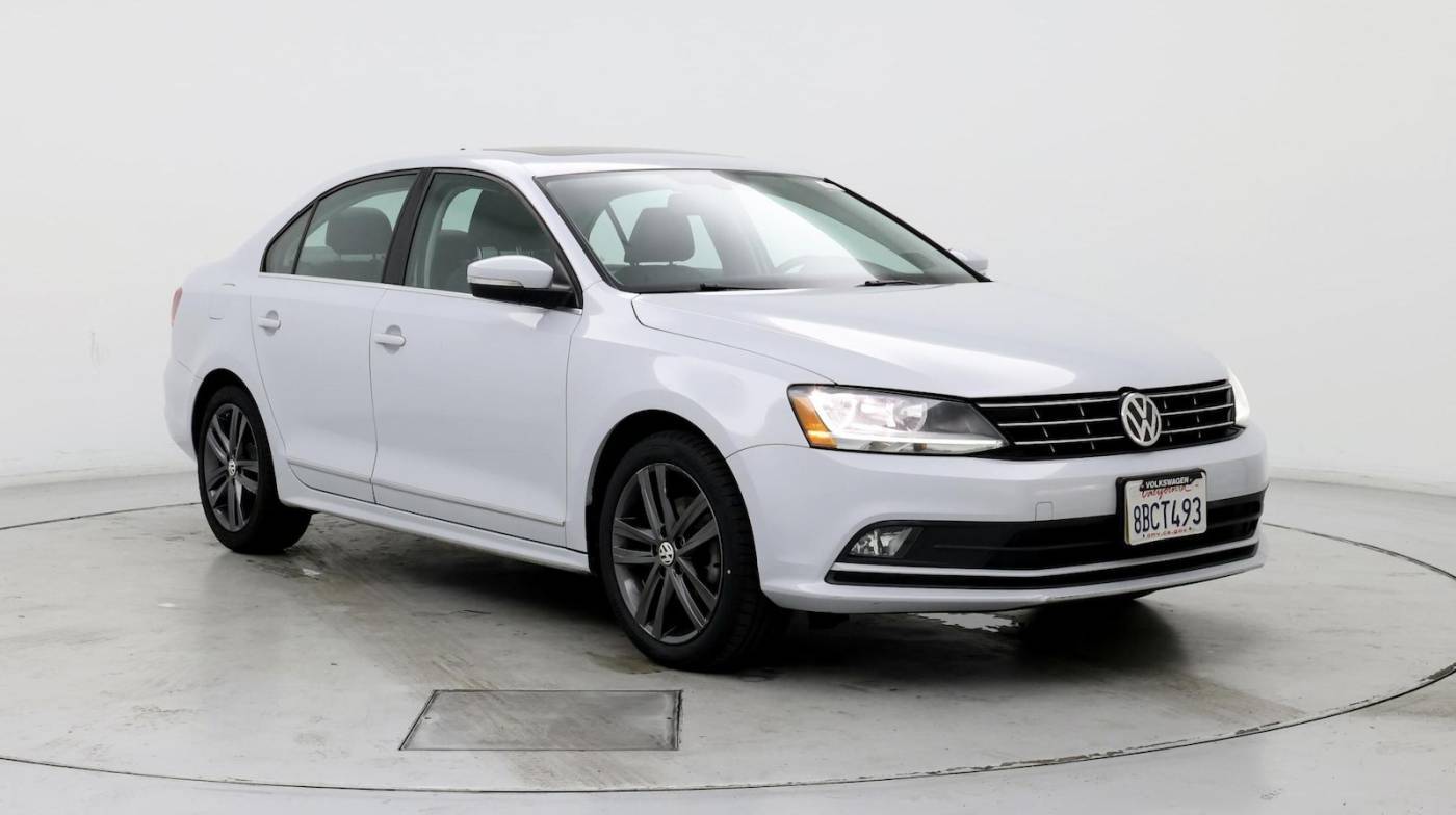 2018 Volkswagen Jetta 1.8T SEL — Sedan — 113,323 mi — Canoga Park, CA