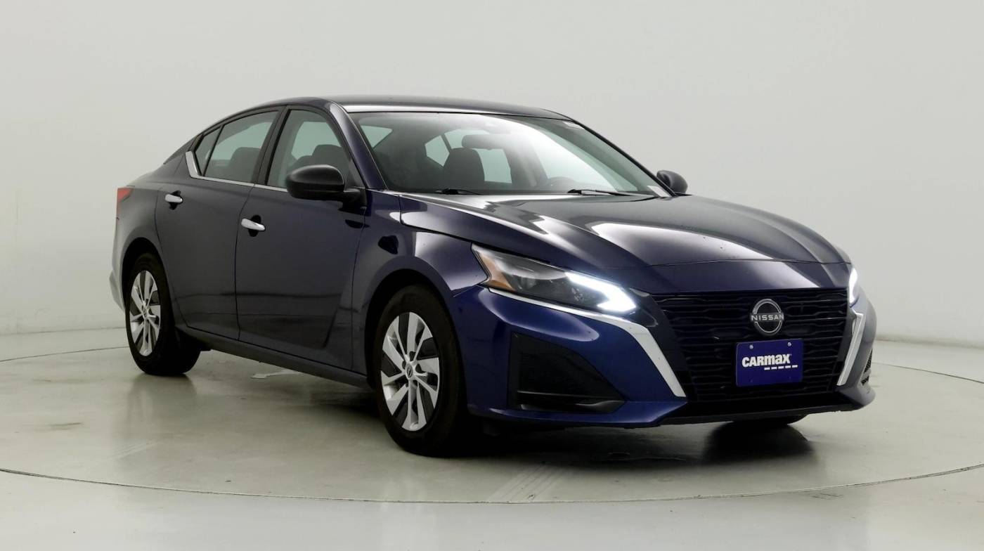 2024 Nissan Altima S — Sedan — 19,549 mi — Canoga Park, CA