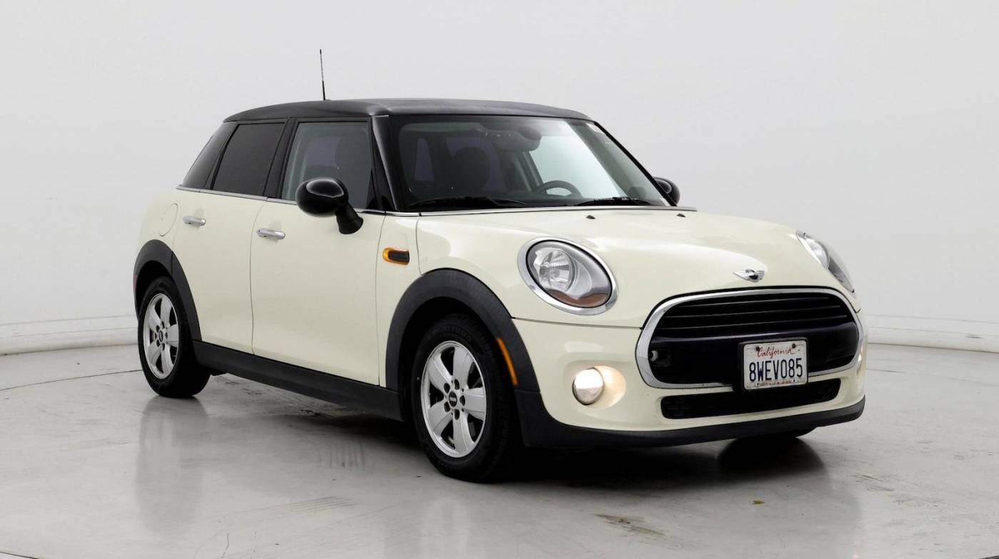 2018 MINI Hardtop Cooper — Hatchback — 70,388 mi — Canoga Park, CA