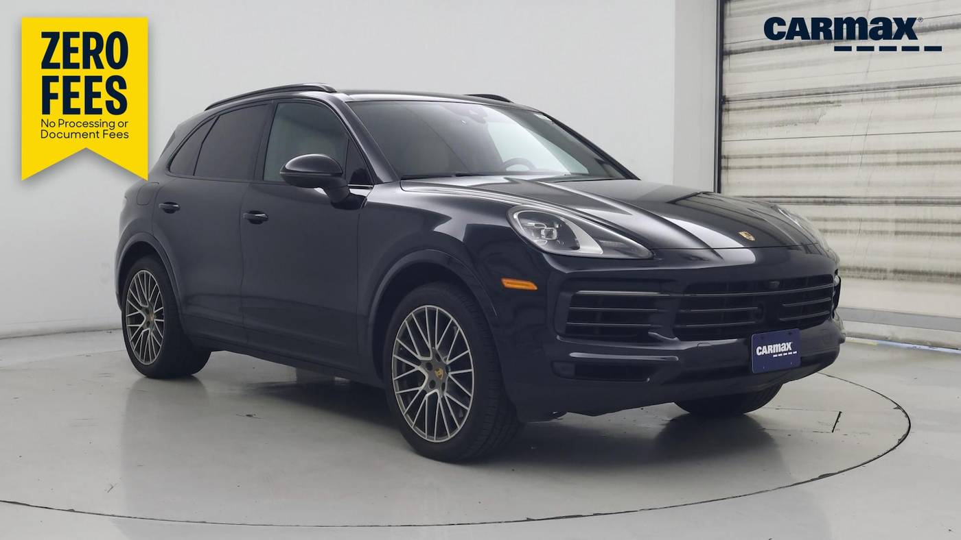 2023 Porsche Cayenne Platinum Edition