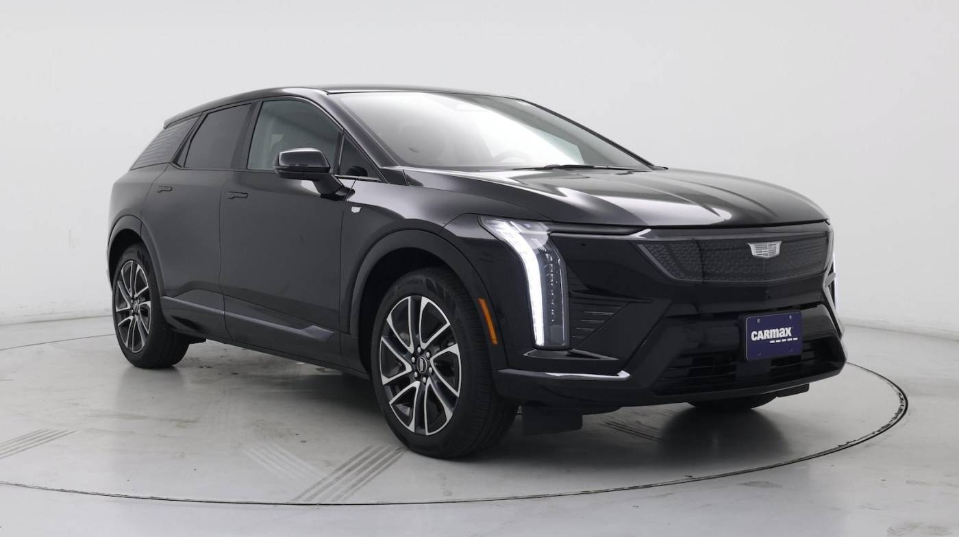2025 Cadillac OPTIQ Sport 1