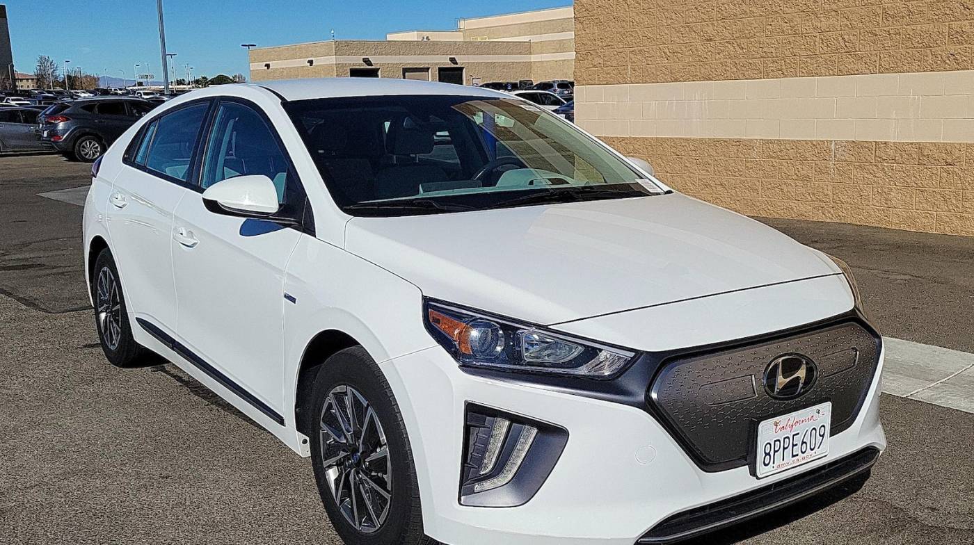 2020 Hyundai Ioniq Electric SE — Hatchback — 40,511 mi — Canoga Park, CA