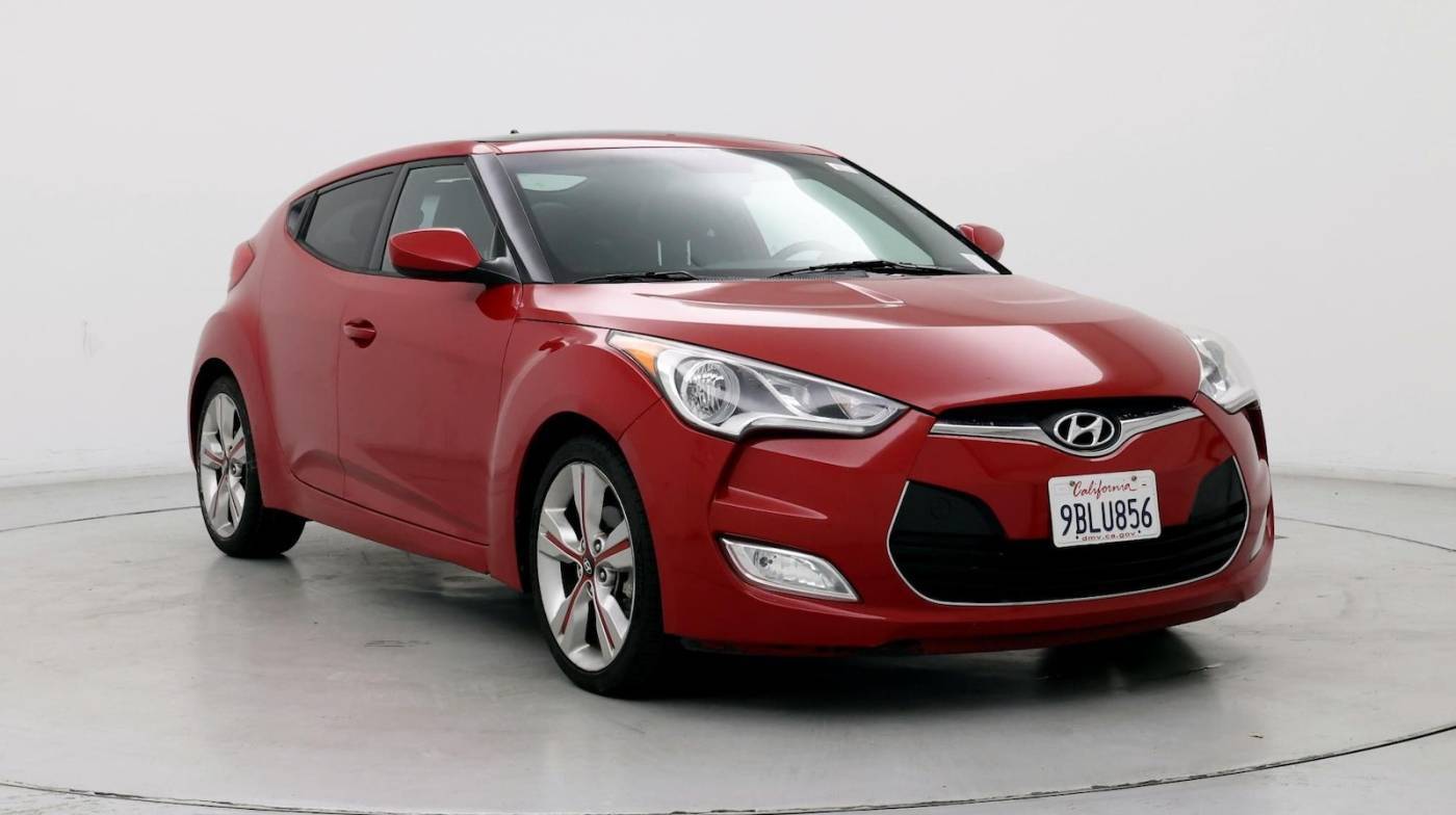 2016 Hyundai Veloster Base — Hatchback — 61,256 mi — Canoga Park, CA