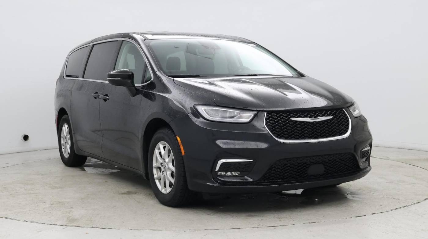 2023 Chrysler Pacifica Touring L — Minivan — 54,250 mi — Raleigh, NC