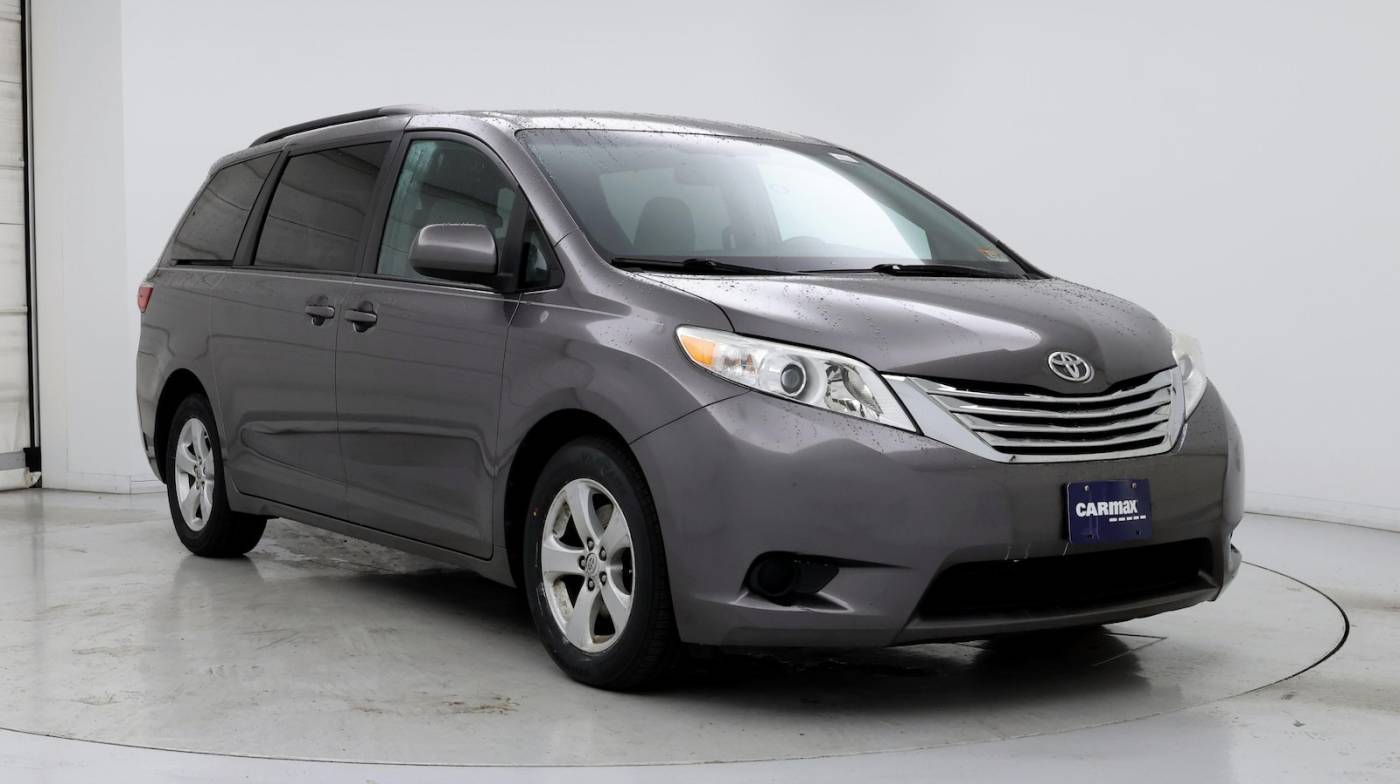 2017 Toyota Sienna LE — Minivan — 67,503 mi — Raleigh, NC