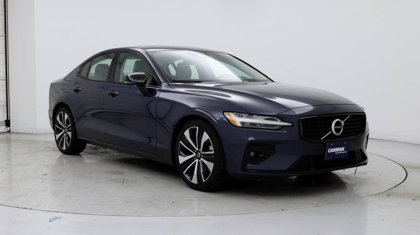 2022 Volvo S60 Momentum — Sedan — 28,962 mi — Raleigh, NC