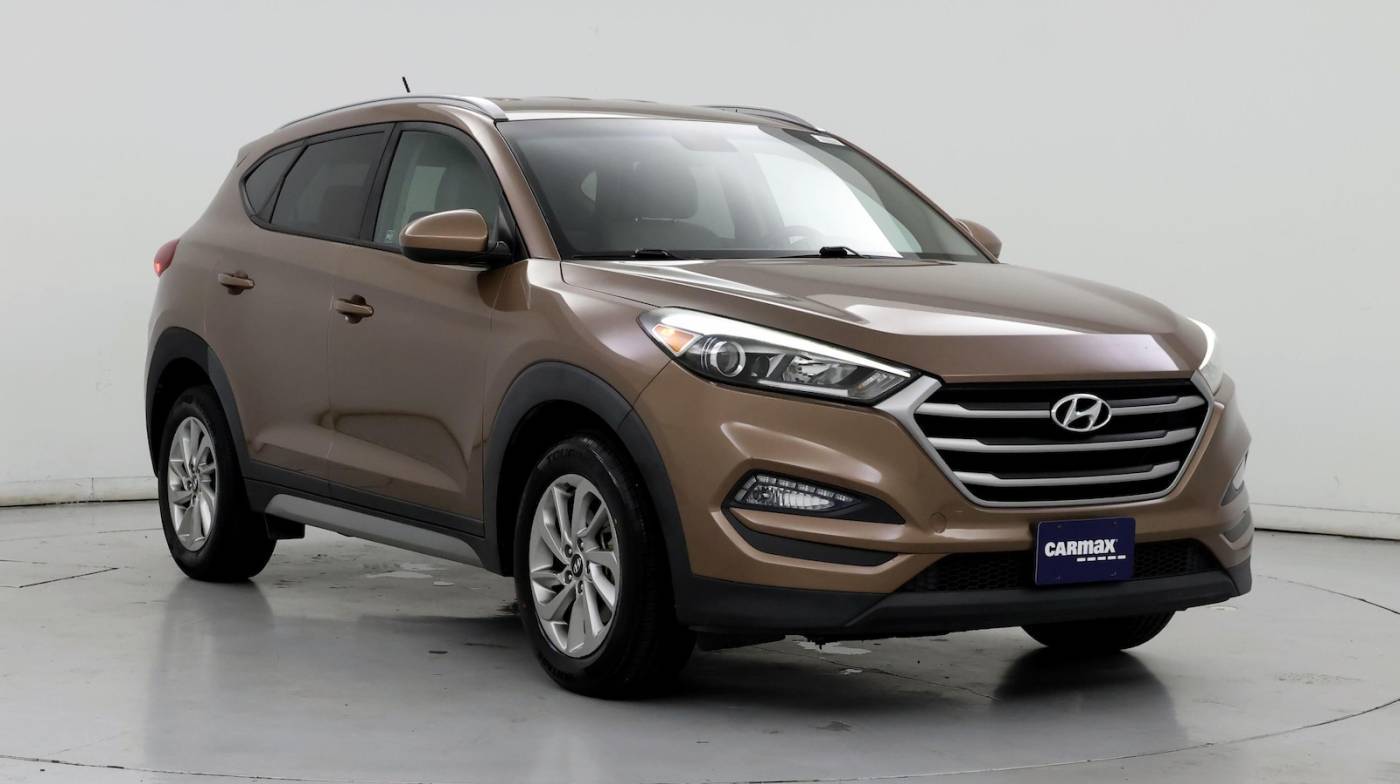 2017 Hyundai Tucson SE — SUV — 82,790 mi — Denton, TX