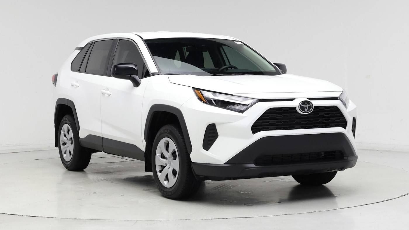 2025 Toyota RAV4 LE — SUV — 1,735 mi — Inglewood, CA