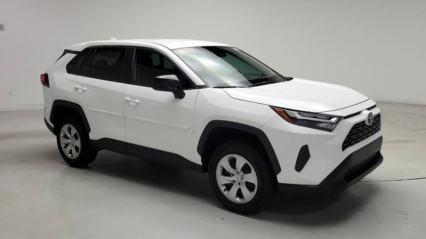 2023 Toyota RAV4 LE — SUV — 21,589 mi — Doral, FL
