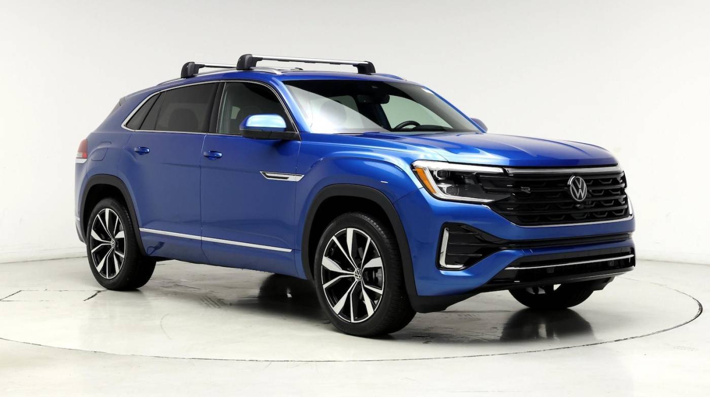 2024 Volkswagen Atlas Cross Sport SEL Premium R-Line — SUV — 3,855 mi — Doral, FL