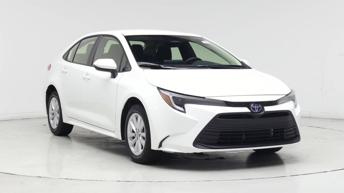 2024 Toyota Corolla Hybrid LE — Sedan — 3,612 mi — Doral, FL