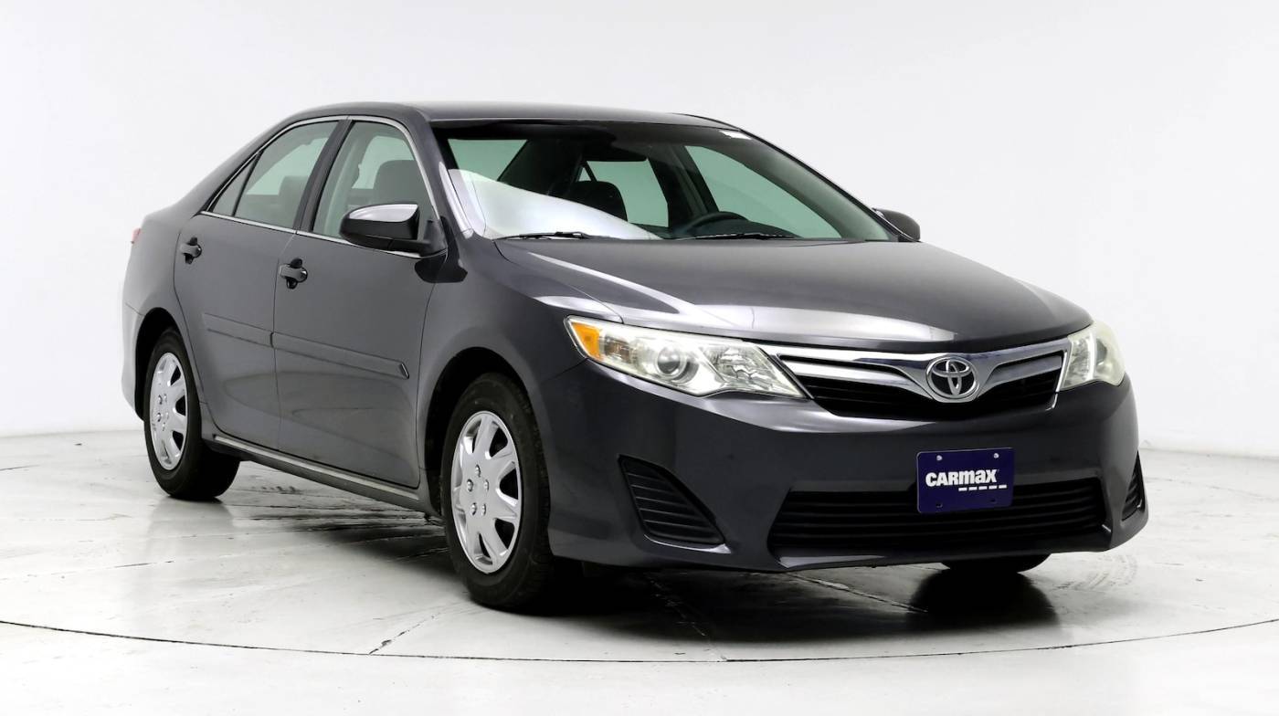 2013 Toyota Camry LE — Sedan — 112,983 mi — Memphis, TN