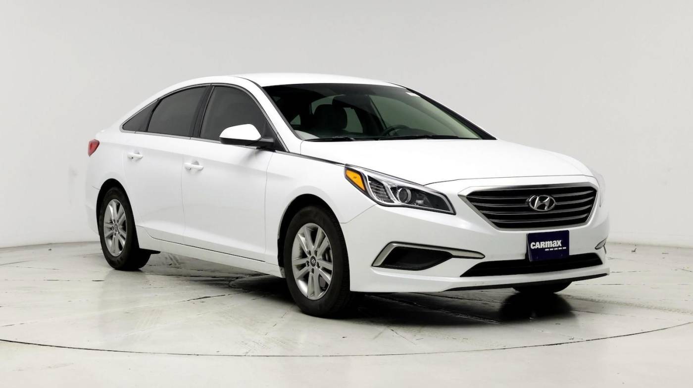 2017 Hyundai Sonata SE — Sedan — 31,975 mi — Fort Worth, TX